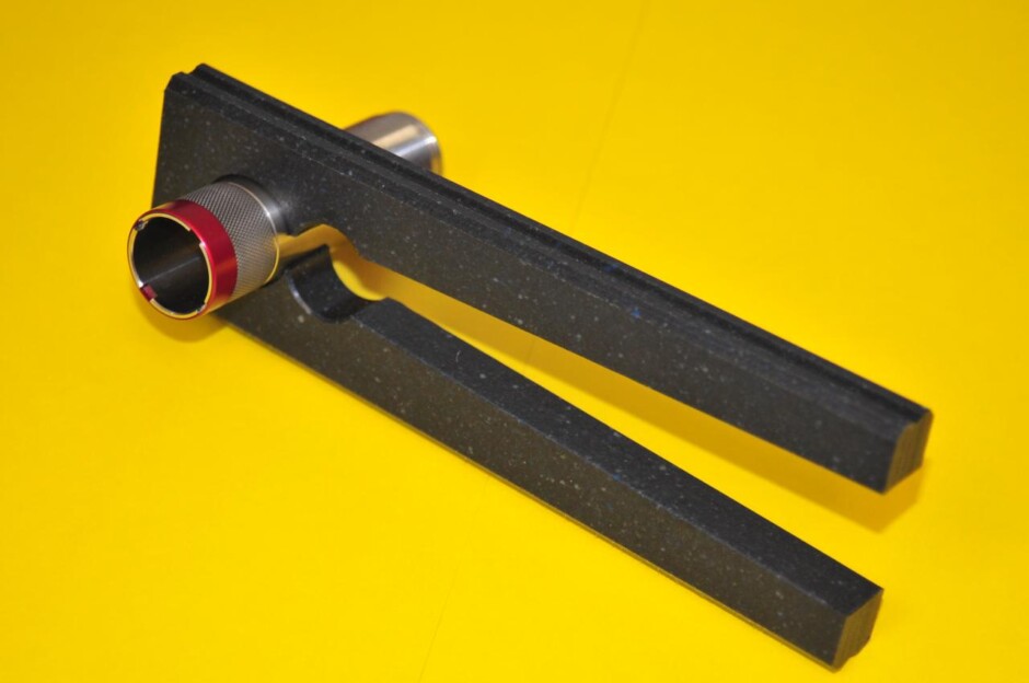 Choke Tube Gripper